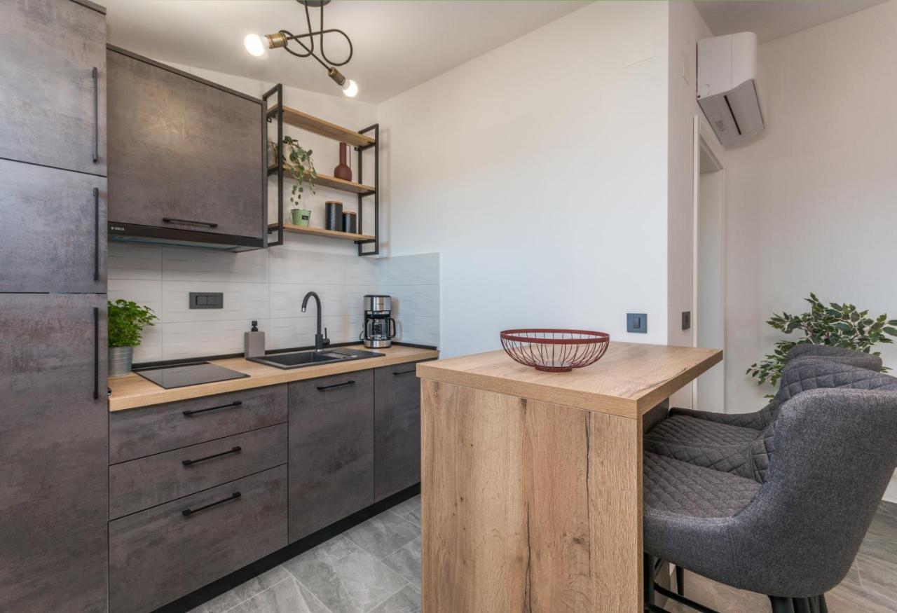 Marilu Luxury Apartments Drage Exterior photo