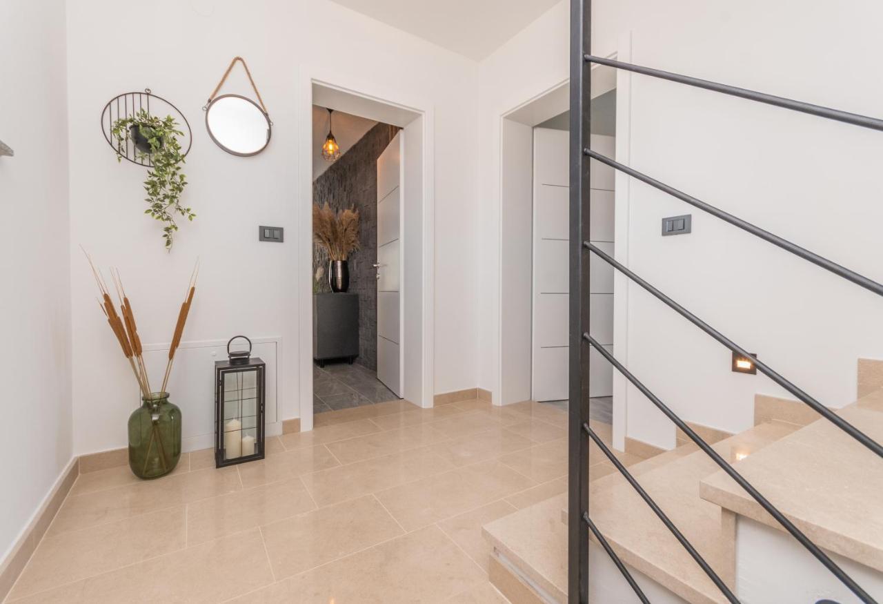 Marilu Luxury Apartments Drage Exterior photo